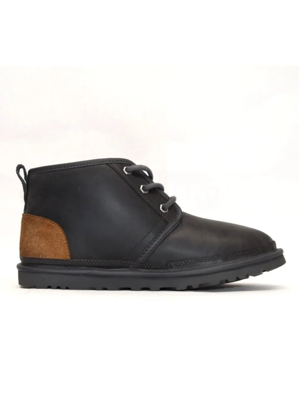 New! UGG Men's Neumel Era Boot Black Leather Size 8 DD532 1171111